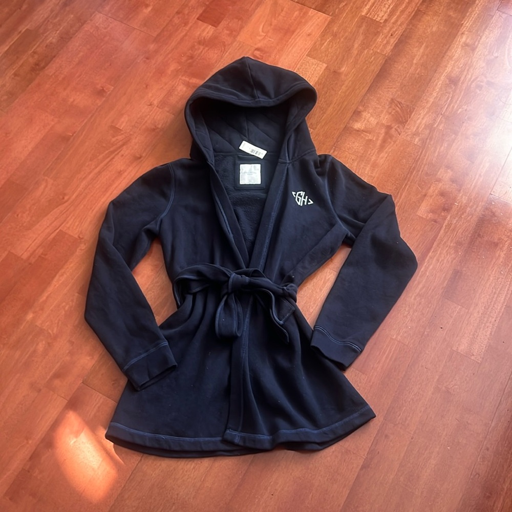 Gilly Hicks Robe